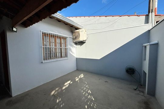 Quintal de casa para alugar com 2 quartos, 175m² em Parque Residencial Jundiaí, Jundiaí
