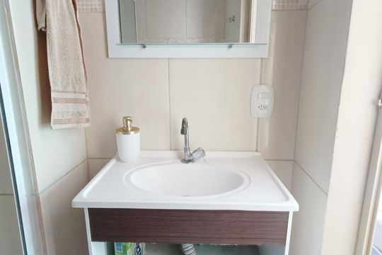BANHEIRO de apartamento para alugar com 1 quarto, 40m² em Cidade Beira Mar, Rio das Ostras