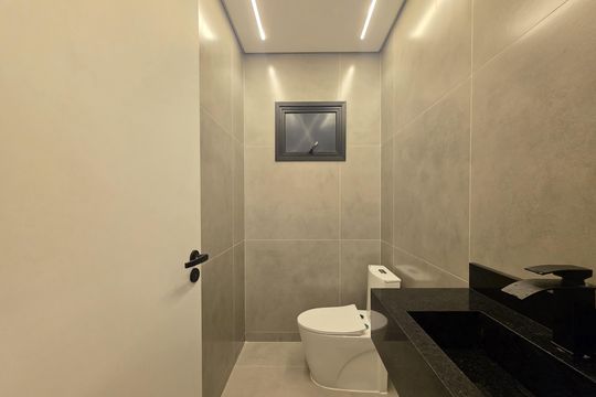 Casa à venda com 3 quartos, 194m² em Vila Camilópolis, Santo André