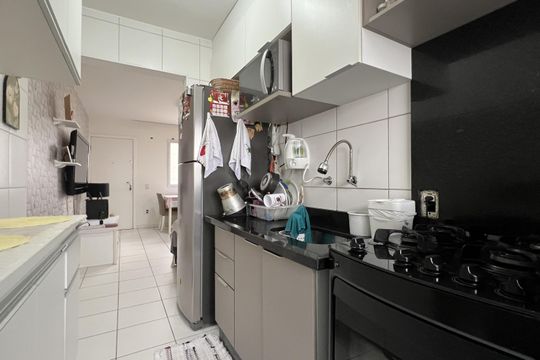 Cozinha e Área de Serviço de apartamento para alugar com 2 quartos, 50m² em Vila Alzira, Guarulhos