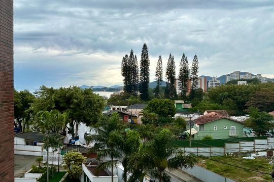 Vista de apartamento para alugar com 2 quartos, 70m² em João Paulo, Florianópolis