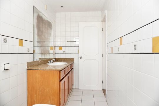Suíte -Banheiro de apartamento para alugar com 4 quartos, 250m² em Santo Antônio, Belo Horizonte