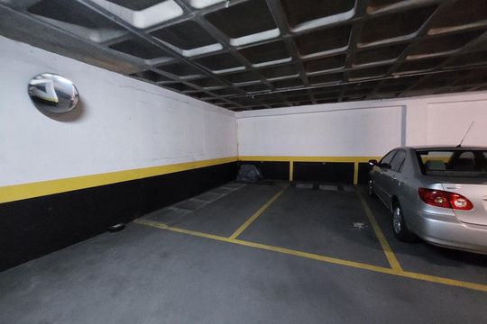 Estacionamento de apartamento para alugar com 2 quartos, 80m² em Alphaville Industrial, Barueri