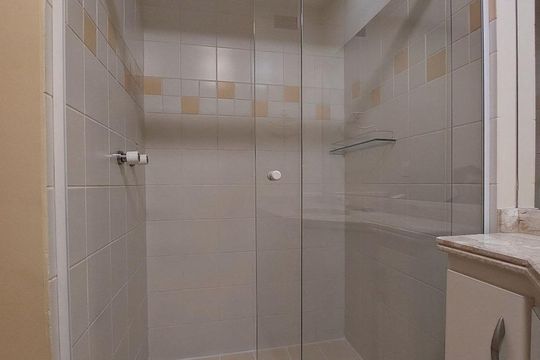 Banheiro 2 de apartamento para alugar com 2 quartos, 80m² em Alphaville Industrial, Barueri
