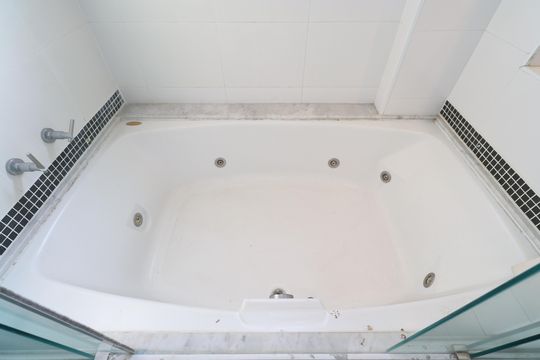 Banheiro da Suíte de apartamento para alugar com 3 quartos, 145m² em Vila Leopoldina, São Paulo