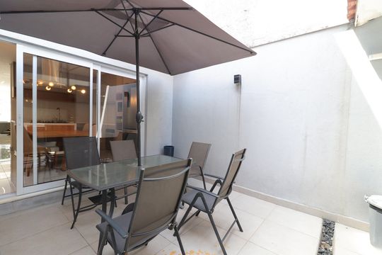 Quintal de casa para alugar com 2 quartos, 143m² em Jardim Prudência, São Paulo