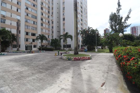 Apartamento para alugar com 3 quartos, 100m² em Imbuí, Salvador