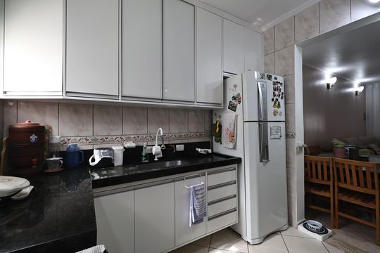 Cozinha  de casa para alugar com 2 quartos, 145m² em Vila Santa Teresa, Santo André