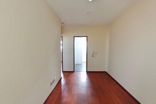 Sala  de apartamento para alugar com 2 quartos, 45m² em Sagrada Família, Belo Horizonte
