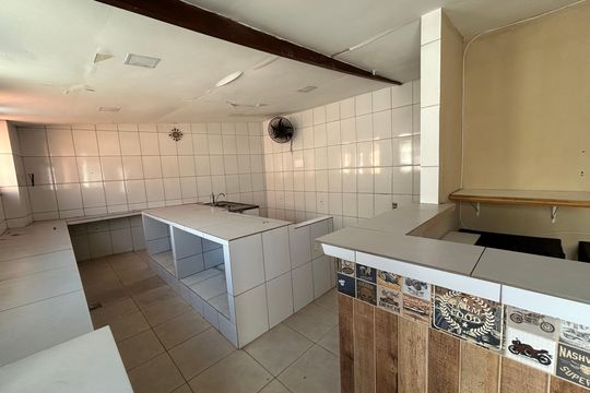 Kitnet/Studio para alugar com 1 quarto, 40m² em Vila Valqueire, Rio de Janeiro