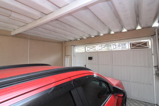 Garagem de casa à venda com 3 quartos, 150m² em Parque Artur Alvim, São Paulo