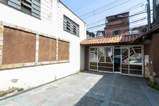 Garagem de casa para alugar com 2 quartos, 200m² em Parada Xv de Novembro, São Paulo