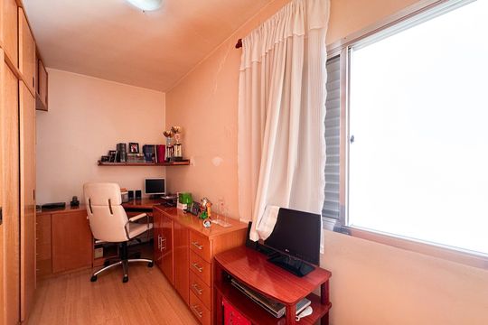 Escritório de casa à venda com 2 quartos, 143m² em Conjunto Residencial Ibirapuera, São Bernardo do Campo