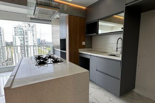 Cozinha de apartamento para alugar com 2 quartos, 69m² em Alphaville Empresarial, Barueri