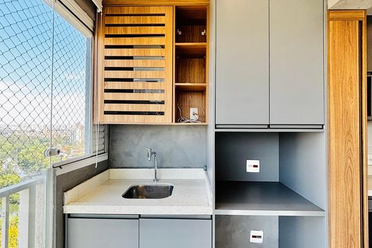 Área de serviço de apartamento para alugar com 2 quartos, 69m² em Alphaville Empresarial, Barueri