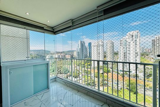 Sacada  de apartamento para alugar com 2 quartos, 69m² em Alphaville Empresarial, Barueri