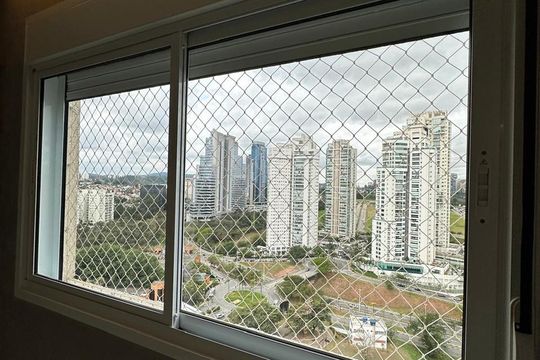 Quarto 2 de apartamento para alugar com 2 quartos, 69m² em Alphaville Empresarial, Barueri