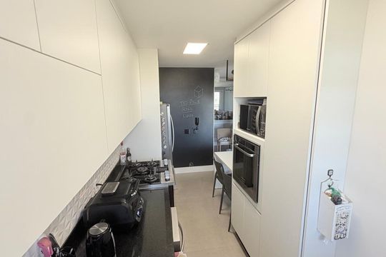 Cozinha de apartamento para alugar com 3 quartos, 91m² em Swiss Park, Campinas