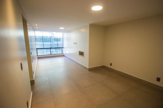 Apartamento para alugar com 3 quartos, 165m² em Asa Norte, Brasília