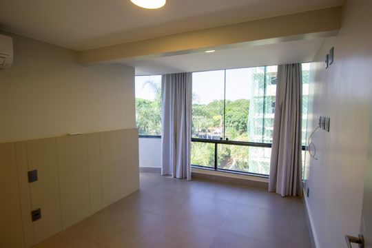 Apartamento para alugar com 3 quartos, 165m² em Asa Norte, Brasília