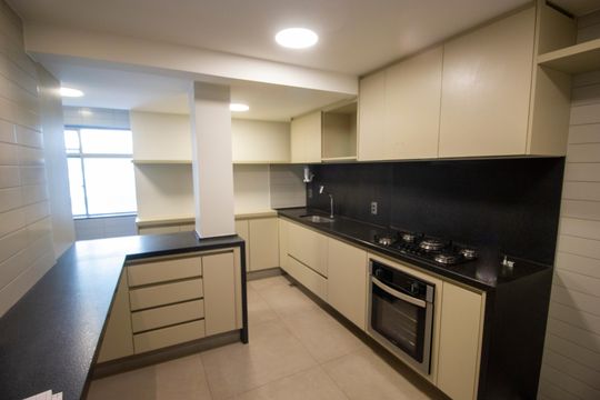 Apartamento para alugar com 3 quartos, 165m² em Asa Norte, Brasília