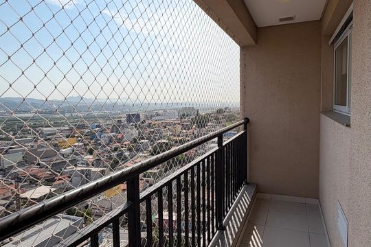 Apartamento para alugar com 2 quartos, 60m² em Jardim das Belezas, Carapicuíba