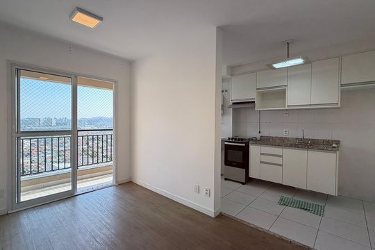 Apartamento para alugar com 2 quartos, 60m² em Jardim das Belezas, Carapicuíba
