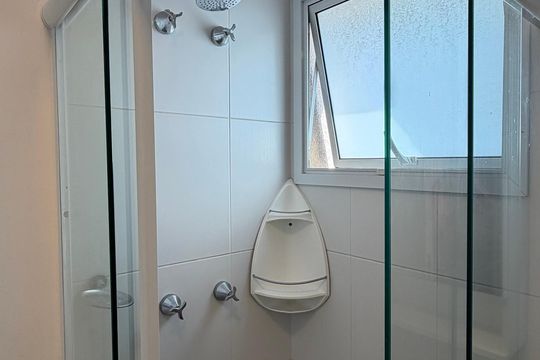 Apartamento para alugar com 2 quartos, 60m² em Jardim das Belezas, Carapicuíba