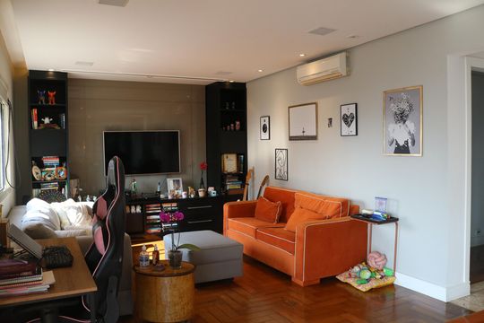 Sala de apartamento à venda com 3 quartos, 167m² em Perdizes, São Paulo