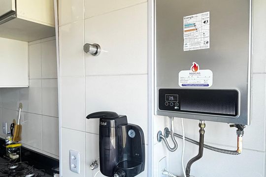 Cozinha e Área de Serviço de apartamento à venda com 2 quartos, 46m² em Sumarezinho, Santo André