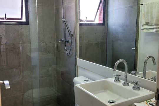 Banheiro 1 de apartamento à venda com 2 quartos, 95m² em Tatuapé, São Paulo