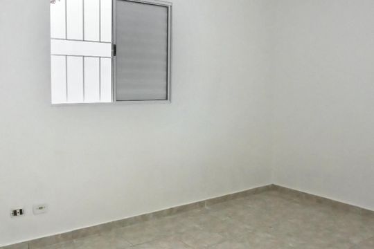 Quarto 2 de casa para alugar com 3 quartos, 74m² em Campo Grande, São Paulo