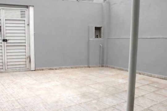 Garagem de casa para alugar com 3 quartos, 74m² em Campo Grande, São Paulo