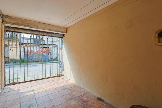 Garagem de casa para alugar com 2 quartos, 50m² em Jardim Campo Limpo, São Paulo