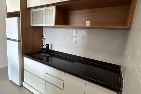 Sala/Cozinha de apartamento para alugar com 1 quarto, 40m² em Narandiba, Salvador