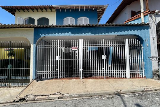 Fachada de casa para alugar com 4 quartos, 253m² em Vila Sonia, São Paulo