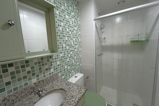 Banheiro Social de apartamento para alugar com 3 quartos, 70m² em Praça Seca, Rio de Janeiro