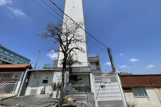 Fachada + Placa de apartamento à venda com 2 quartos, 45m² em Vila Ré, São Paulo