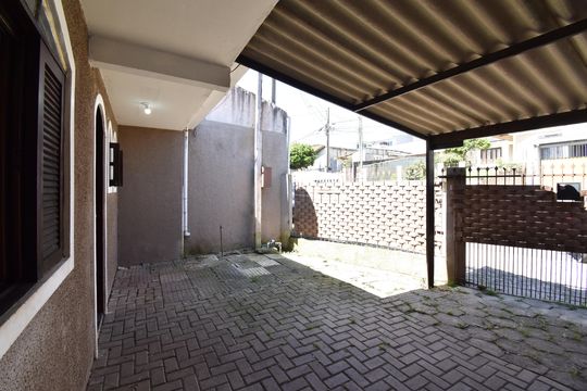 Garagem de casa para alugar com 1 quarto, 55m² em Parque da Fonte, São José dos Pinhais
