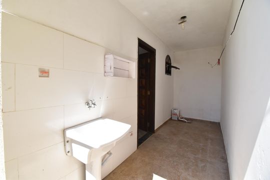 Área de Serviço de casa para alugar com 1 quarto, 55m² em Parque da Fonte, São José dos Pinhais