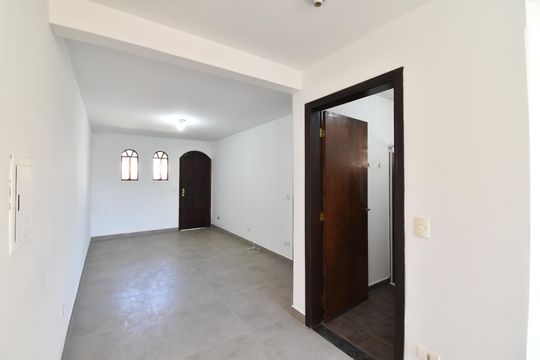 Casa para alugar com 1 quarto, 55m² em Parque da Fonte, São José dos Pinhais