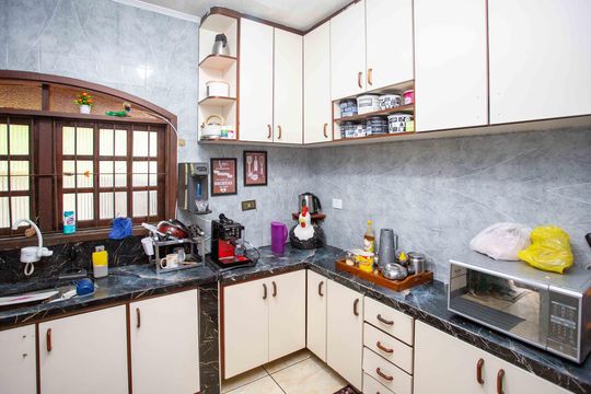 Cozinha de casa à venda com 3 quartos, 251m² em Eldorado, Diadema