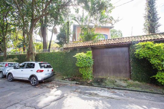 Fachada de casa à venda com 3 quartos, 251m² em Eldorado, Diadema