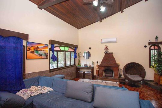 Casa à venda com 3 quartos, 251m² em Eldorado, Diadema