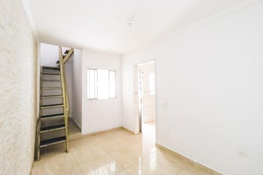 Casa para alugar com 2 quartos, 100m² em Parque Edu Chaves, São Paulo