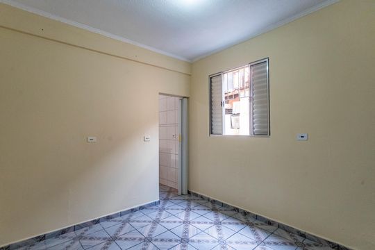 Casa para alugar com 1 quarto, 32m² em Casa Grande, Diadema