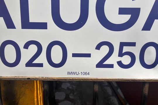 Placa código IMWU-1064 de casa para alugar com 1 quarto, 32m² em Casa Grande, Diadema