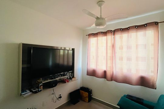 Apartamento para alugar com 2 quartos, 46m² em Vila Satúrnia, Campinas
