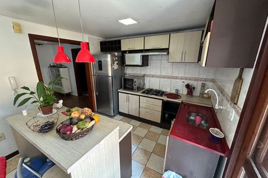 Cozinha de apartamento para alugar com 2 quartos, 90m² em Vila Eunice Nova, Cachoeirinha