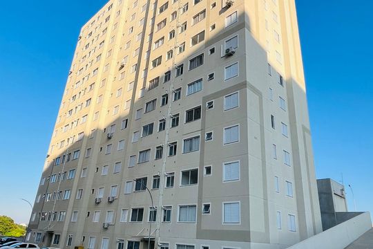 Apartamento para alugar com 2 quartos, 46m² em Vila Satúrnia, Campinas